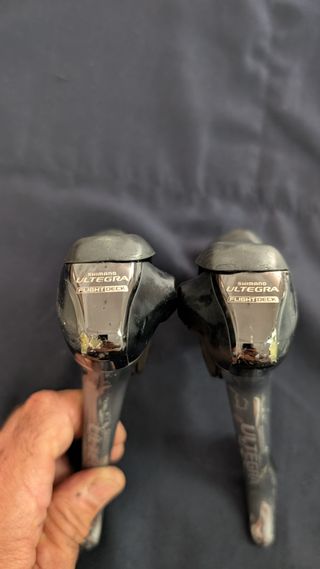 Manetas Shimano Ultegra 10v