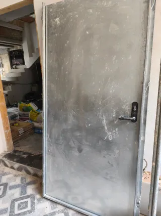 Puerta Metálica Galvanizada