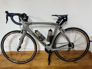 Bicicleta carretera de carbono, Pinarello Dogma