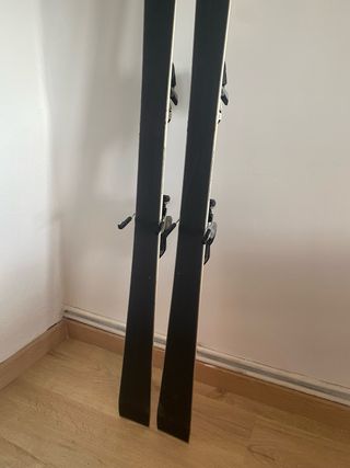 Esquís Dynastar CR 72 con fijaciones Look