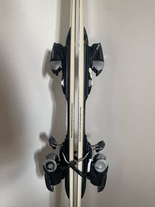 Esquís Dynastar CR 72 con fijaciones Look