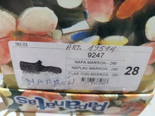 Zapatos Merceditas Papanatas marrón.Talla 28