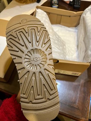 Botas UGG Marrones con Botón