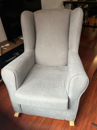 Sillón mecedora lactancia gris