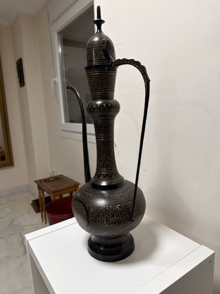 Jarra Marroquí Negra y Dorada