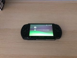 PSP nera + adattatore Memory Stick
