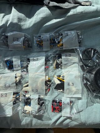LEGO Technic BMW M 1000 RR 42130