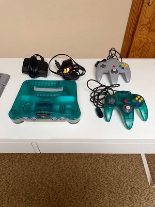 Nintendo 64 con 2 mandos y 6 juegos