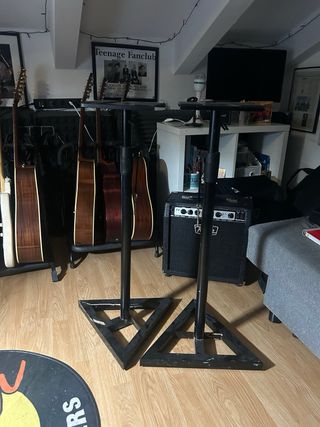 Adam Hall SKDB 039 - Soporte Altavoz (Pareja)