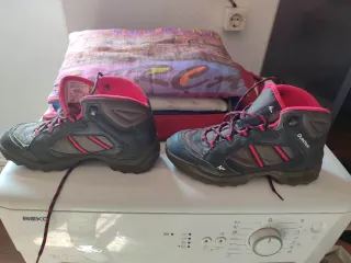 Botas de montaña Quechua Talla 36