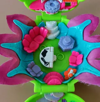 Polly Pocket Boutique Totally Flowers (1997)