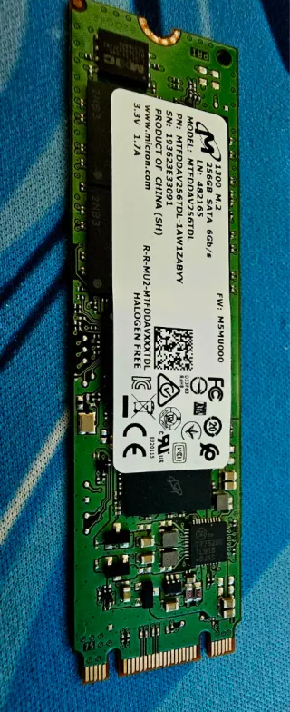 Disco duro SSD M.2 Micron 256GB SATA