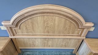 Cabecero de cama con 2 mesitas de noche a juego