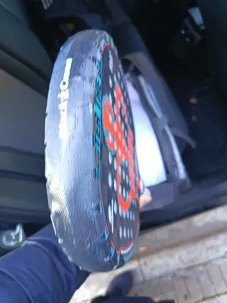 Pala de pádel Black Crown Special 16K