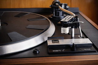 Tocadiscos Dual 1235 Automático