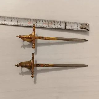 2 Abrecartas Toledo Espada