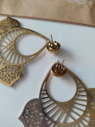 Pendientes filigrana flor de loto dorados nuevos