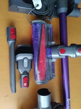 aspiradora Dyson V8,,bateria nueva