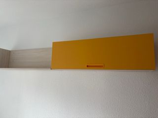 Cama juvenil con cajones y estantería