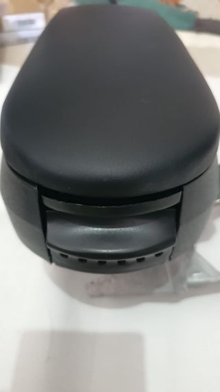 Reposabrazos Central VW Golf/Jetta