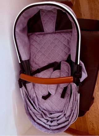 Carrito de bebé con silla de coche
