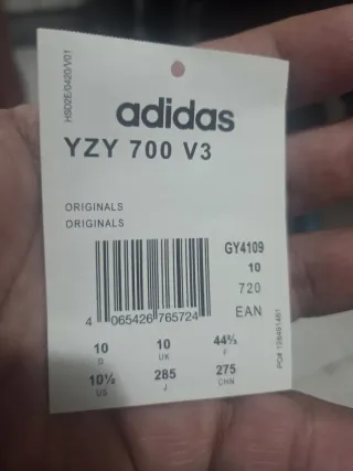 Zapatillas Adidas Yeezy 44