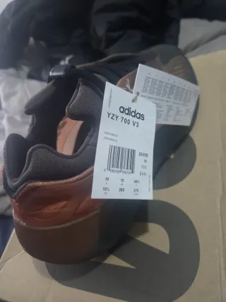 Zapatillas Adidas Yeezy 44