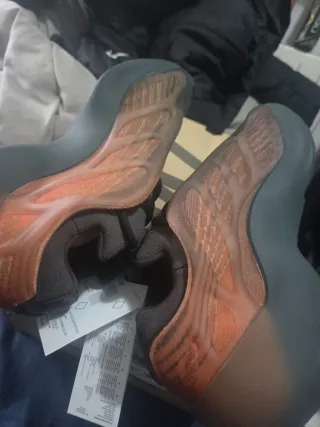 Zapatillas Adidas Yeezy 44