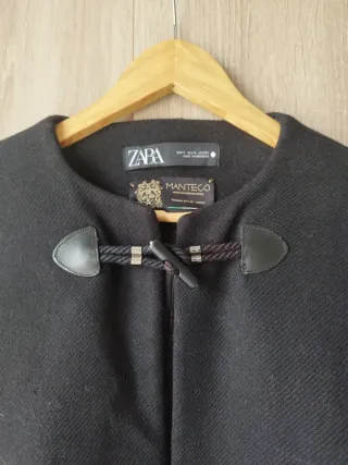 Capa Zara Negra Talla S Mujer