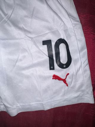 Conjunto niño AC Milan  Talla 28