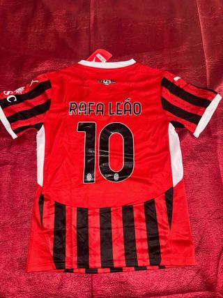 Conjunto niño AC Milan  Talla 28