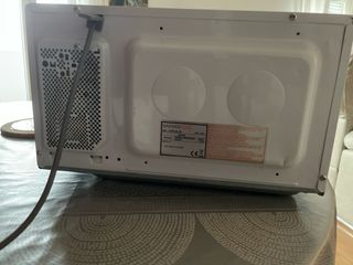 Microonde Daewoo color crema