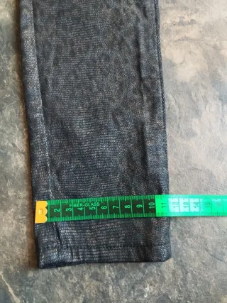 Pantalones pitillo efecto piel serpiente S