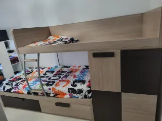 Cama tren con cajones y armario