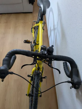 Bicicleta Frog Road 70 Edición Tour France