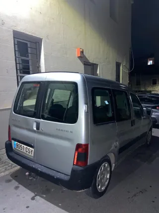 Furgoneta Peugeot Partner CBPRO 1