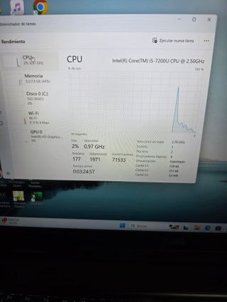 Ordenador portátil Dell i5 SÉPTIMA GENERACIÓN 8RAM