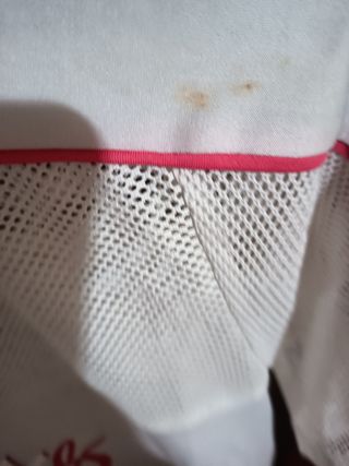 Camiseta crop rejilla Girl Boss