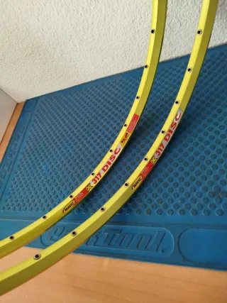 Llantas Mavic X317 disc Citrón
