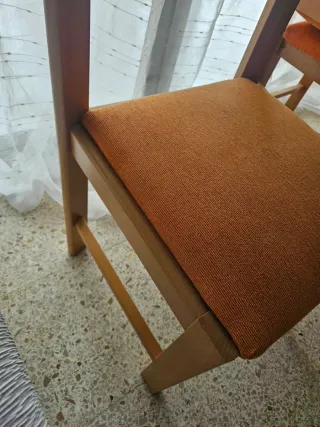 Sillas de comedor madera y tela