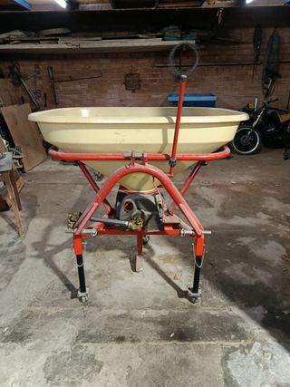 Abonadora Vicon 200 kg