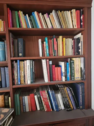 Libros antiguos de medicina y enciclopedias arte