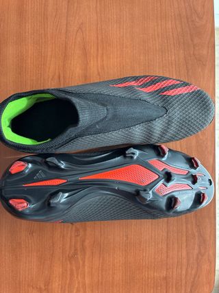 Botas de fútbol Adidas X sin cordones