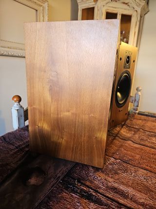 Altavoces KEF C60 Marrones