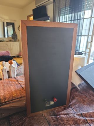 Altavoces KEF C60 Marrones