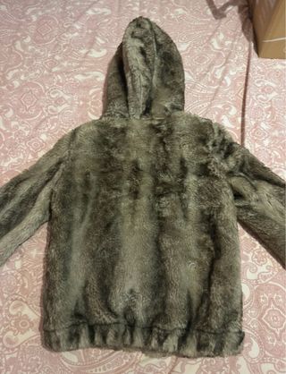 Chaqueta Bershka pelo capucha