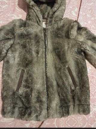 Chaqueta Bershka pelo capucha