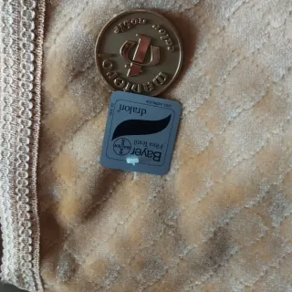 Falda mesa Manterol 100cm, miel, nuevas.