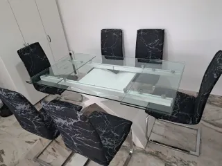 Mesa de comedor y 6 sillas