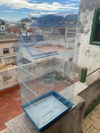 Jaula grande para loros
